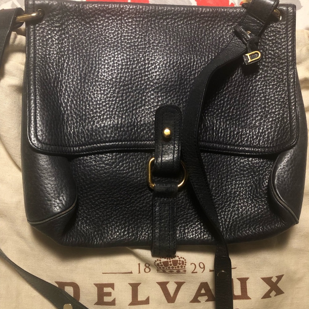 DELVAUX vintage shoulder bag